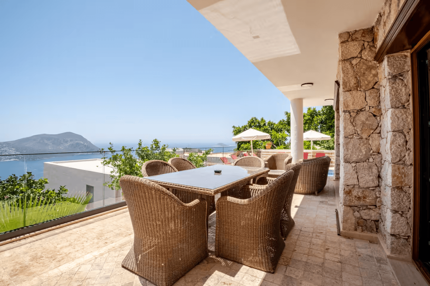 Islands View Villa